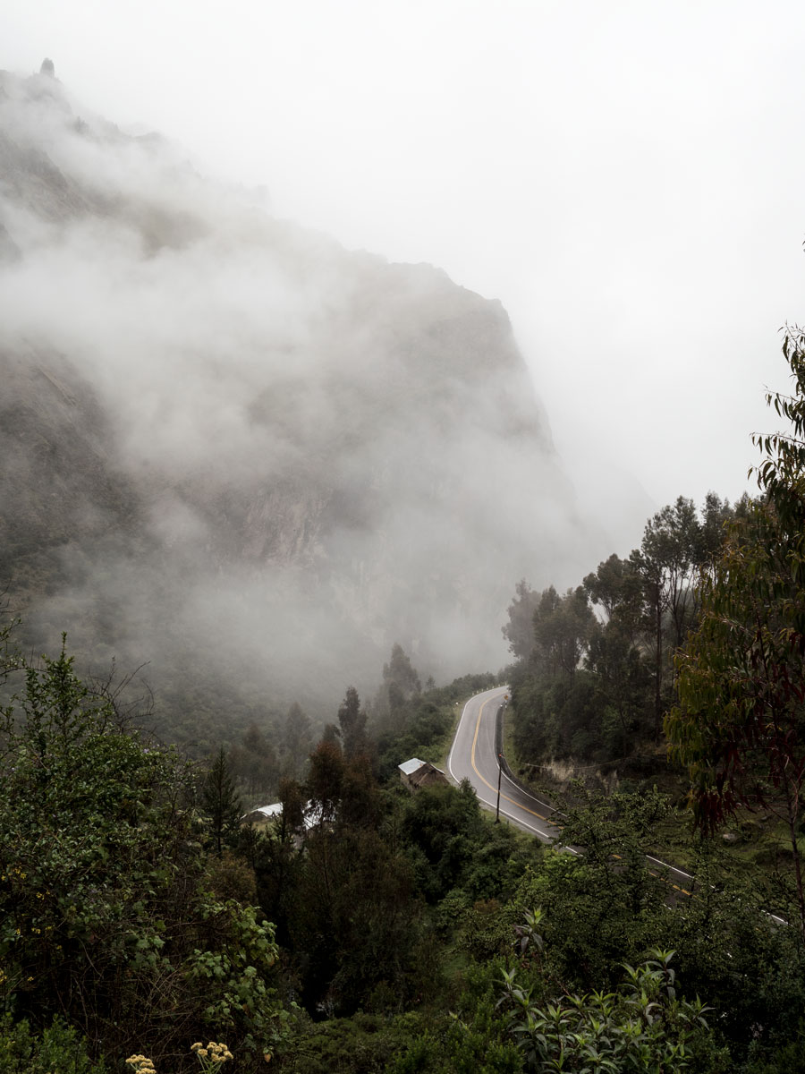Peru-the-winding-road