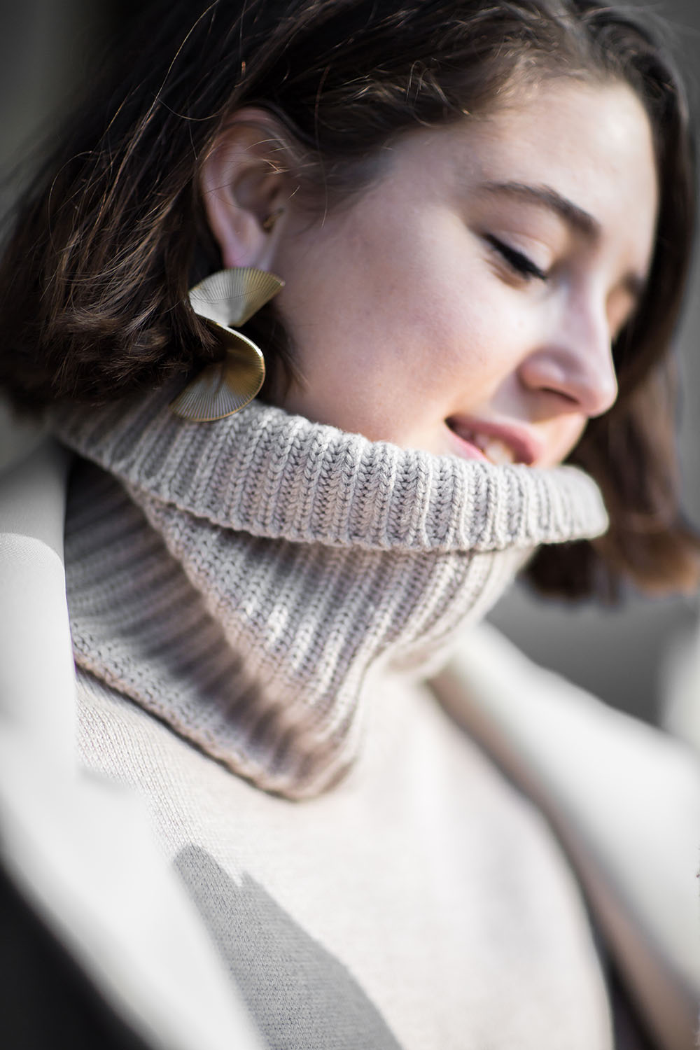 lfw-streetsyle-victoria-house-charlie-may-beige-renegade